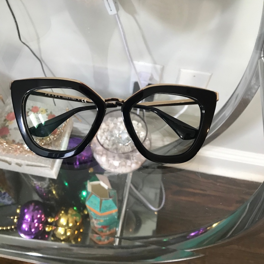 Prada High Fashion Glasses - Picture 5 of 8